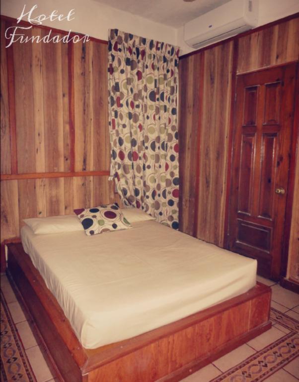 Fundador Otel Monterrey Dış mekan fotoğraf